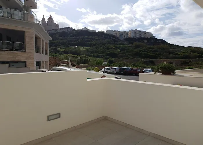 A New Ground Floor Maisonette - Mellieha Bay